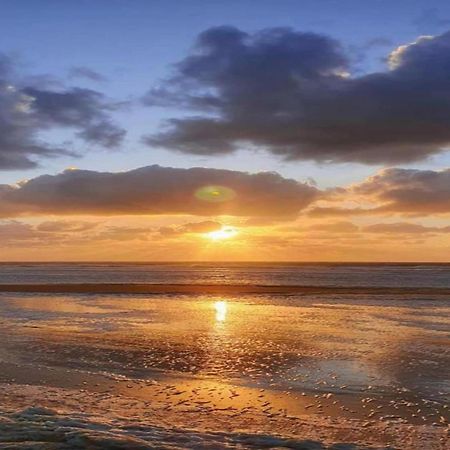 Comfortable Apartment In Oostende With Sea Views Eksteriør billede
